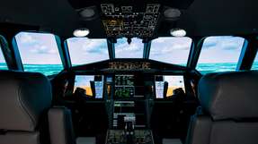 Das ISTAR-Simulatorcockpit bildet die logische Ergänzung zum DLR-Forschungsflugzeug ISTAR und erweitert das Simulatorzentrum AVES um ein Cockpit aus dem Bereich der Businessjets.