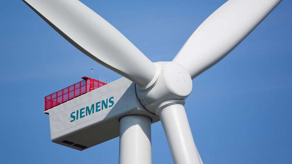Windenergieanlagen vom Typ SWT-4.0-130: Für das erste Offshore-Windkraftwerk in Finnland liefert Siemens zehn Windkraftanlagen, die sauberen Strom für rund 8.600 elektrisch beheizte finnische Haushalte liefern werden.