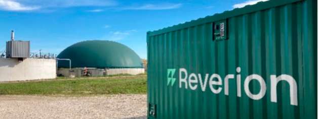 Reverion hat ein containerbasiertes Kraftwerk entwickelt, das in der Lage ist, Biogas oder Wasserstoff mit einem Wirkungsgrad von 80 Prozent in Strom umzuwandeln.