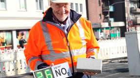 Baut Stickstoffe ab: Der photokatalytische Betonzusatzstoff „Photoment“ baut Stickoxide aus der Luft ab. Betonsteine aus dem Material kommen in Bottrop bereits in einer Teststrecke zum Einsatz.