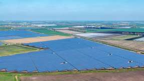 Solarpark in Cambridgeshire: Hanwha Q Cells hat die Finanzierung abgeschlossen. 

