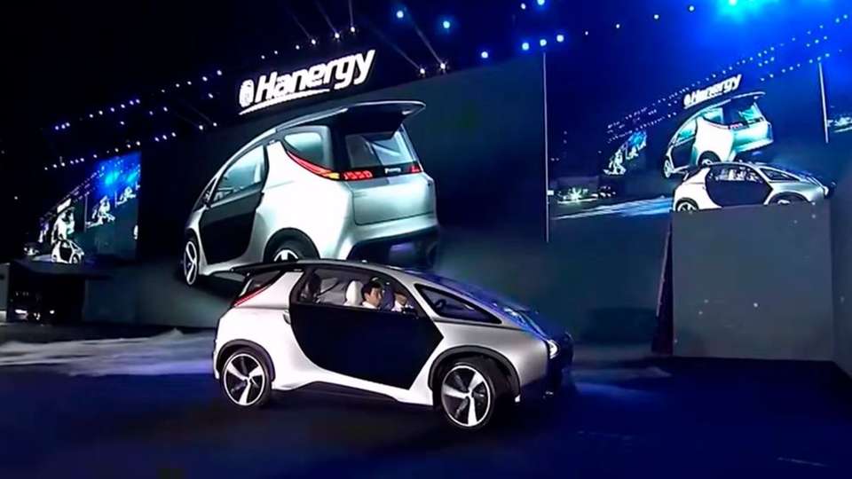 Im Rahmen einer Firmenveranstaltung enthüllte der chinesische Hersteller Hanergy vier Konzeptstudien für rein solarbetriebene E-Cars.