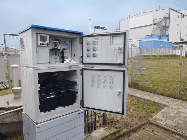 Probenahme- und Analysestation für die Überwachung der Schmutzabwassereinleitungen in das Abwassernetz des Chemieparks