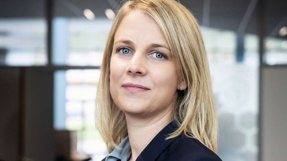 Gaby Linnow ist eine leidenschaftliche und erfahrene Unternehmensführerin in verschiedenen Branchen im Bereich Marketing und Vertrieb. Sie ist eine treibende Kraft der digitalen Transformation und innovativer Geschäftsansätze. Erst kürzlich hat sie einen Executive MBA in Digitaler Transformation abgeschlossen und ihre Masterthesis über das industrielle Metaversum veröffentlicht. Von Stuttgart aus arbeitet sie derzeit als Vice President Global Market Management bei dem Automatisierungsunternehmen Festo.