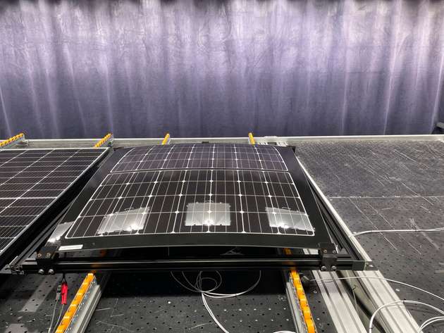 „Die Integration von Photovoltaik-Modulen auf Dächern von Fahrzeugen ist möglich und funktioniert“, sagt Giorgio Bardizza, F&E Global Manager im Bereich Solar bei TÜV Rheinland.