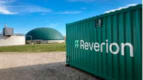 Reverion hat ein containerbasiertes Kraftwerk entwickelt, das in der Lage ist, Biogas oder Wasserstoff mit einem Wirkungsgrad von 80 Prozent in Strom umzuwandeln.