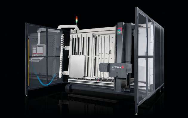 Das Fräsbearbeitungscenter Perforex Milling Terminal MT beschleunigt mechanische Fräsarbeiten von kleinen Gehäusen und Flachteilen bis hin zu Großschränken.