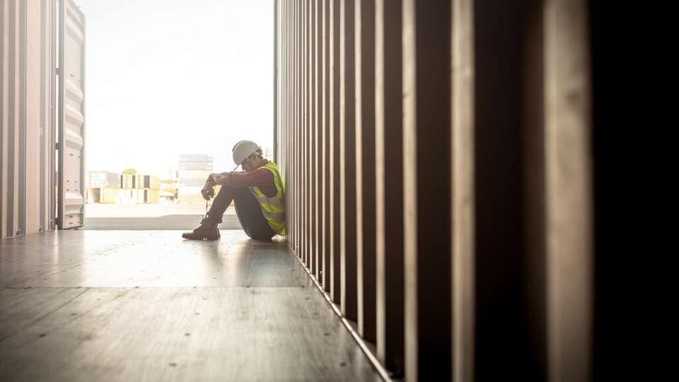 Der Fachkräftemangel betrifft derzeit alle Berufsgruppen, aber insbesondere in den Ingenieur- und IT-Berufen führt er laut einer Studie zu einem hohen jährlichen Wertschöpfungsverlust.