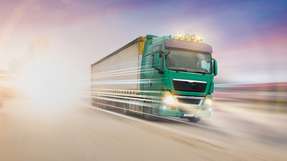 Elektroantrieb der Zukunft Die modulare E-Mobility-Antriebsplattform CeTrax 2 von ZF ermöglicht es Ford, Elektro- und Verbrennungsantriebe im selben Fahrzeugbauraum und auf einer Produktionslinie zu integrieren.