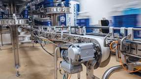 Förderung für Lebensmittelverpackungen effizient konstruieren Nord liefert kompakte Antriebstechnik mit integrierter Multi-Protokoll-Ethernet-Schnittstelle für Förderanlagen in der Lebensmittel- und Verpackungsindustrie.