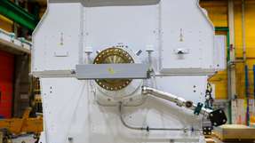 Synchron-Elektromotor stellt Energieeffizienz-Weltrekord auf 56-MW-Synchron-Motor für eine Luftzerlegungsanlage (ASU)