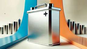 Verschiedene Strategien zum Umgang mit Altbatterien aus Elektroautos  Was ist besser – sollte man ausgediente Elektrofahrzeug-Batterien sofort recyceln oder ein zweites Mal nutzen?