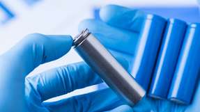 Best Practices: Batterien im Stresstest UL Solutions unterstützt Batteriehersteller mit Prüfungen in den Bereichen Sicherheit, Leistung und Nachhaltigkeit.