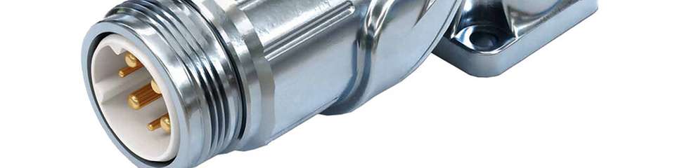 Klein aber leistungsstark: Der neue Winkelsteckverbinder M16 für Ströme bis 25 Ampere steht auf der SPS bei HUMMEL im Fokus. Mit einer Bauhöhe von knapp 22 mm ist er der flachste Gerätesteckverbinder seiner Klasse.