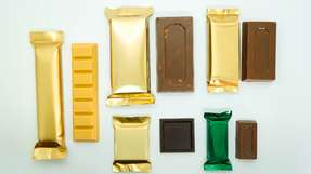 Eine Maschine, viele Formate: Flexible Lösung für Schokoladenverpackungen Die beiden FPC5-Maschinen für die Erstverpackung sind jeweils für die Verarbeitung von fünf unterschiedlichen Produktformaten ausgelegt.