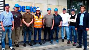 RWE-Experten erleben ganzheitliche Sicherheitskonzepte bei Denios Das Treffen zwischen RWE-Fachkräften und Denios bot eine praxisnahe Plattform für Wissenstransfer und den gemeinsamen Austausch über zukunftsorientierte Lösungen in Gefahrstofflagerung, Arbeitssicherheit und nachhaltigem Energiemanagement.