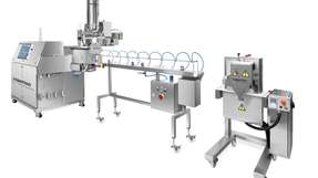 Doppelschneckenextruder ZSK 18 MEGAlab in Pharma-Design mit gravimetrischer Differentialdosierwaage von Coperion K-Tron, Kühlband und Stranggranulierung