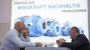 Nachhaltige Windkraftproduktion auf der Fachmesse HUSUM Wind.